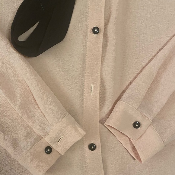 Forever 21 blouse - Picture 3 of 4